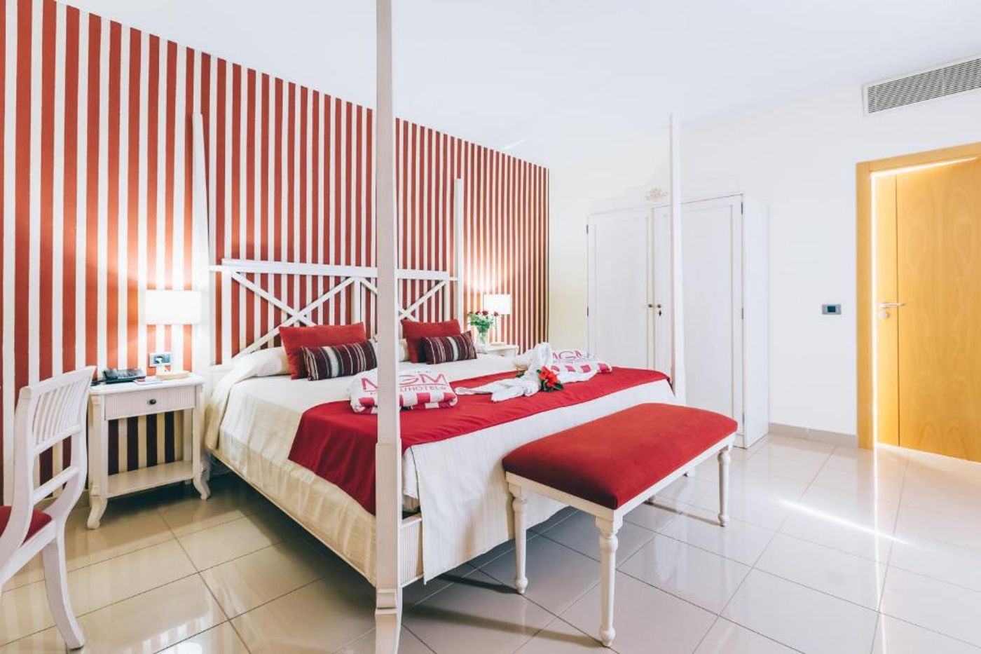 Grand-Muthu-Golf-Plaza-Hotel---Spa-Room-26