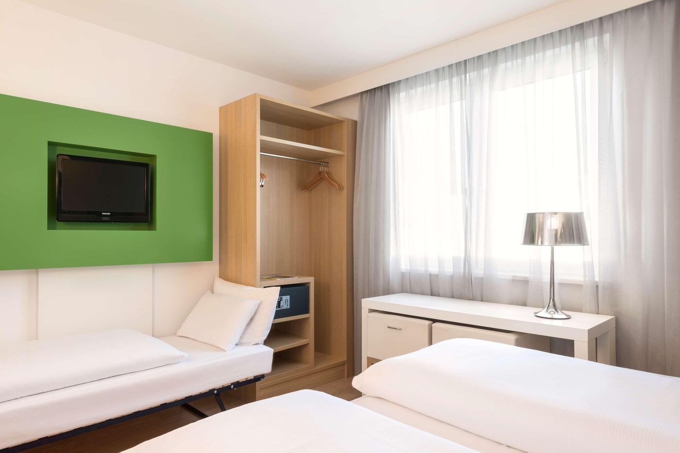 NH-Berlin-Potsdamer-Platz-Room-4