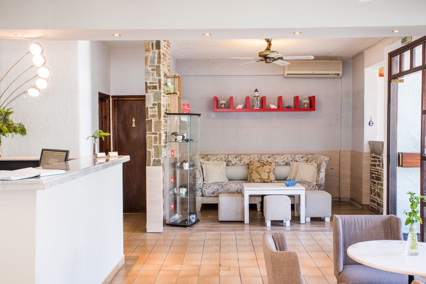 Potidea-Golden-Beach-Lobby-23