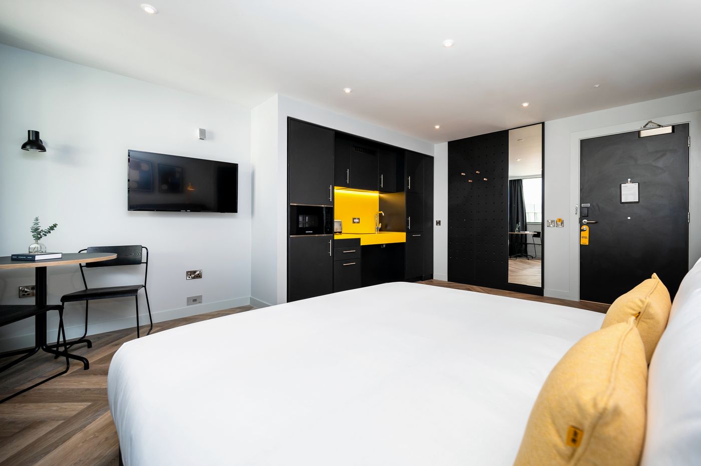 Staycity-Aparthotels-City-Quay-Room-31