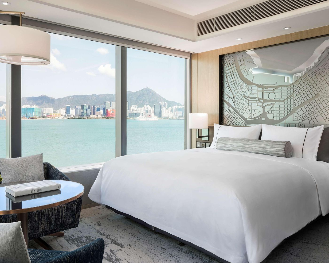 Hyatt-Centric-Victoria-Harbour-Room-7