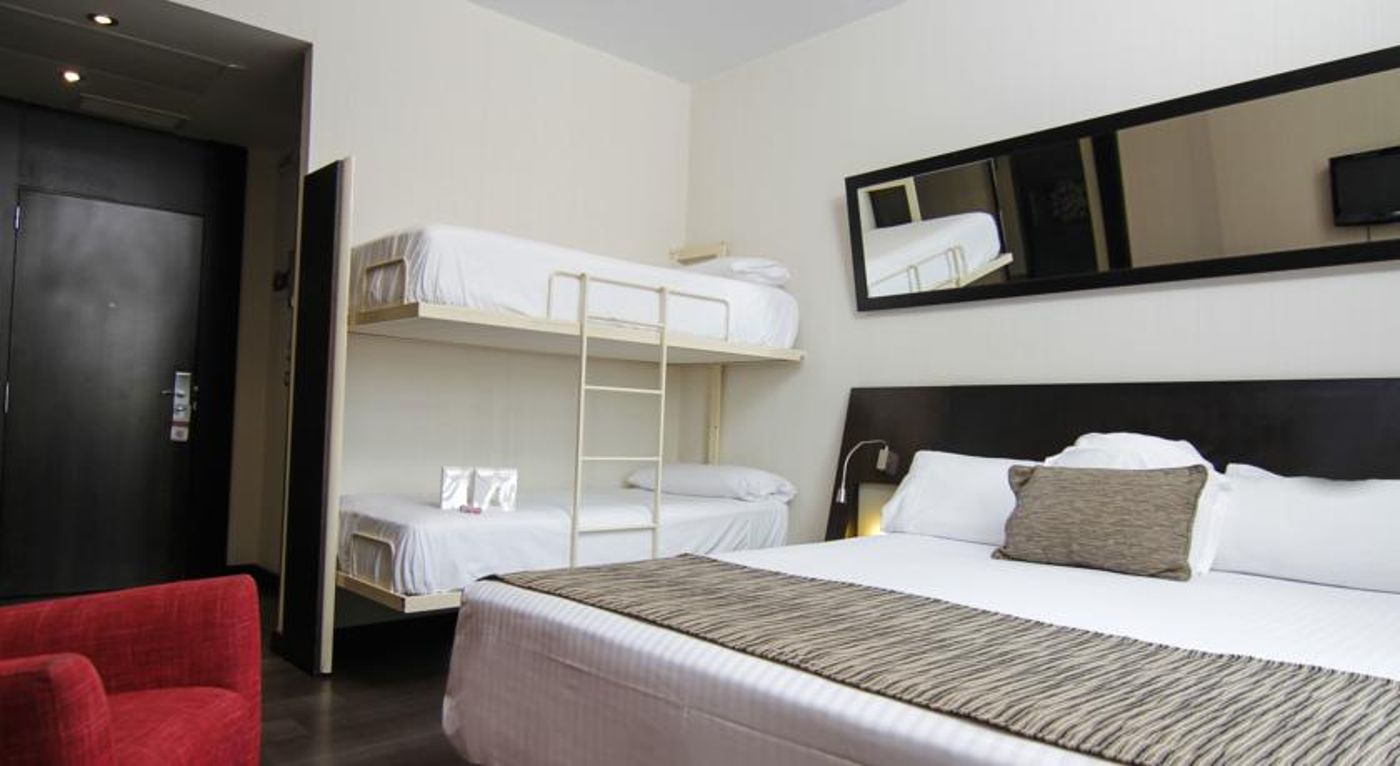 Petit Palace Germanias