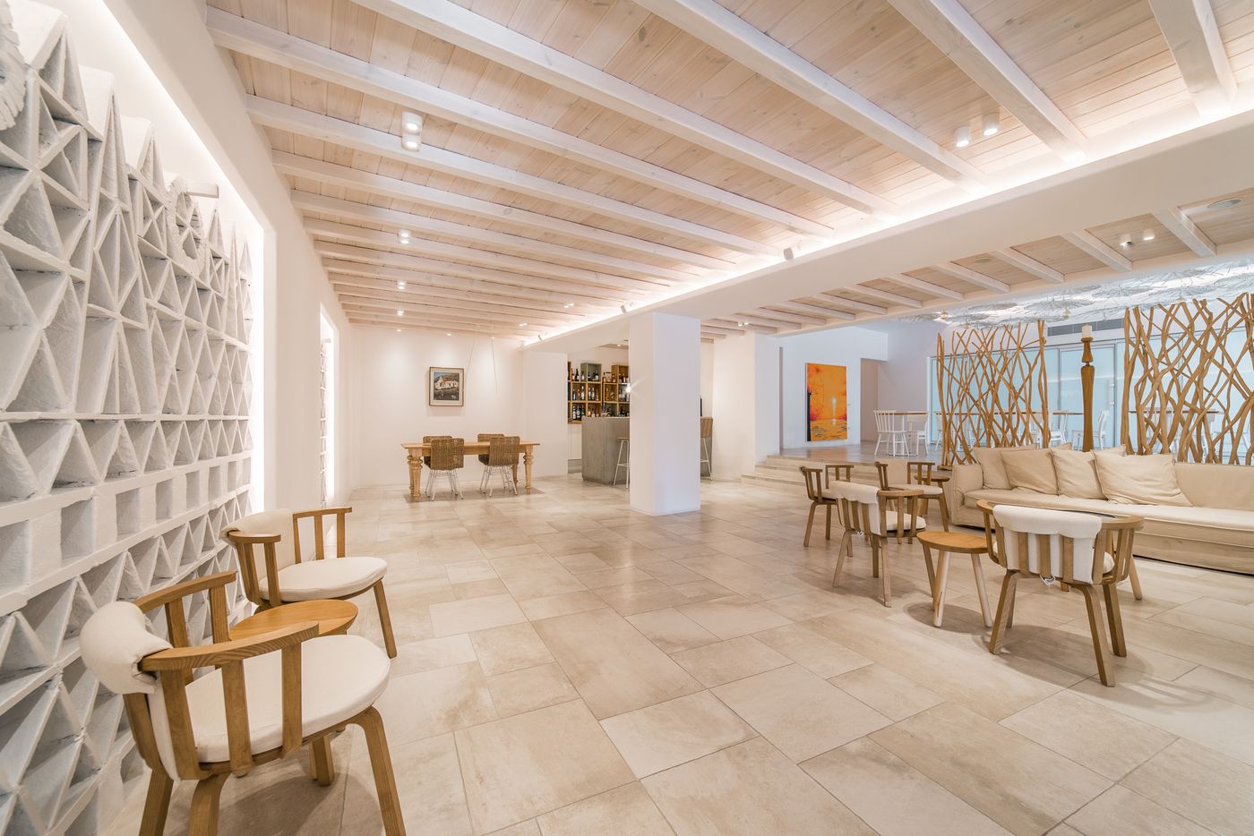 Vienoula-s-Garden-Lobby-39