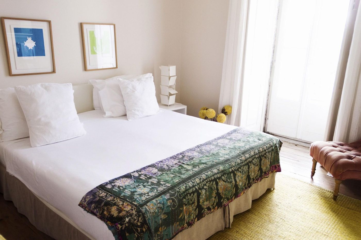 Casa-das-Janelas-com-Vista-Room-18