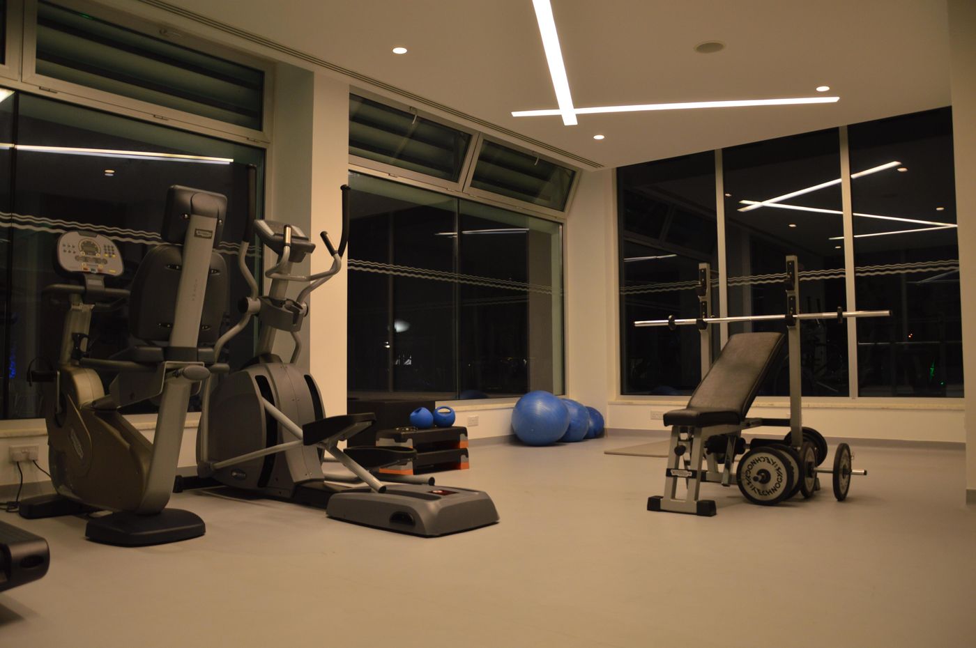 Vassos-Nissi-Plage-Sports-and-Entertainment-62