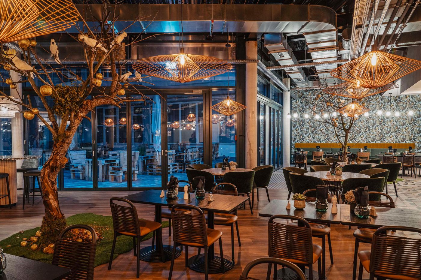 Hotel-Berlin--Berlin-Bar-19