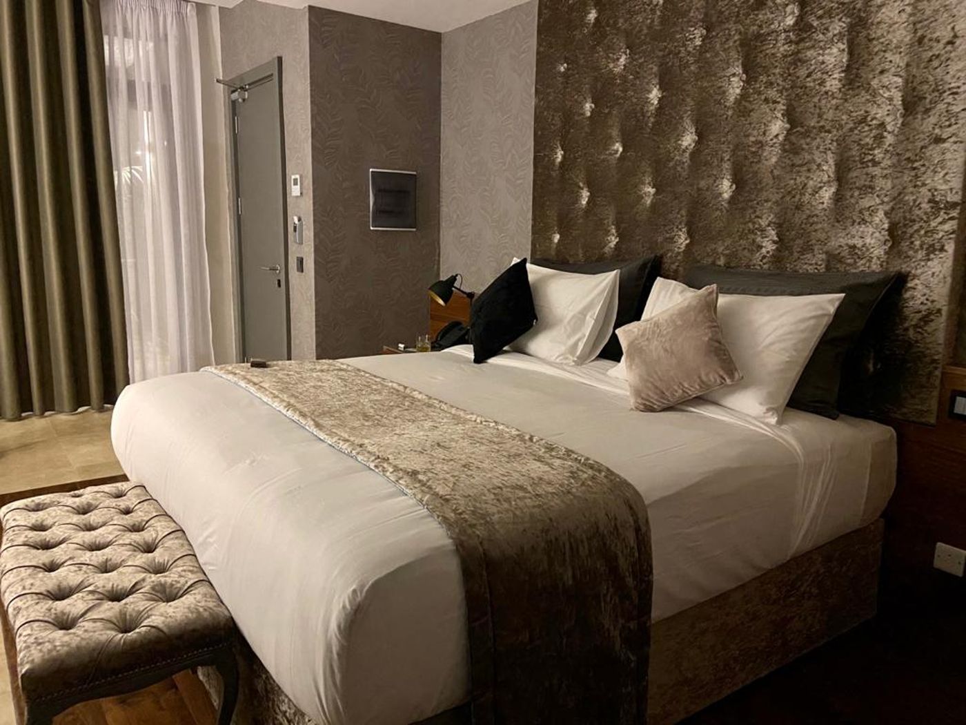 The-Village-Boutique---Spa-Room-14