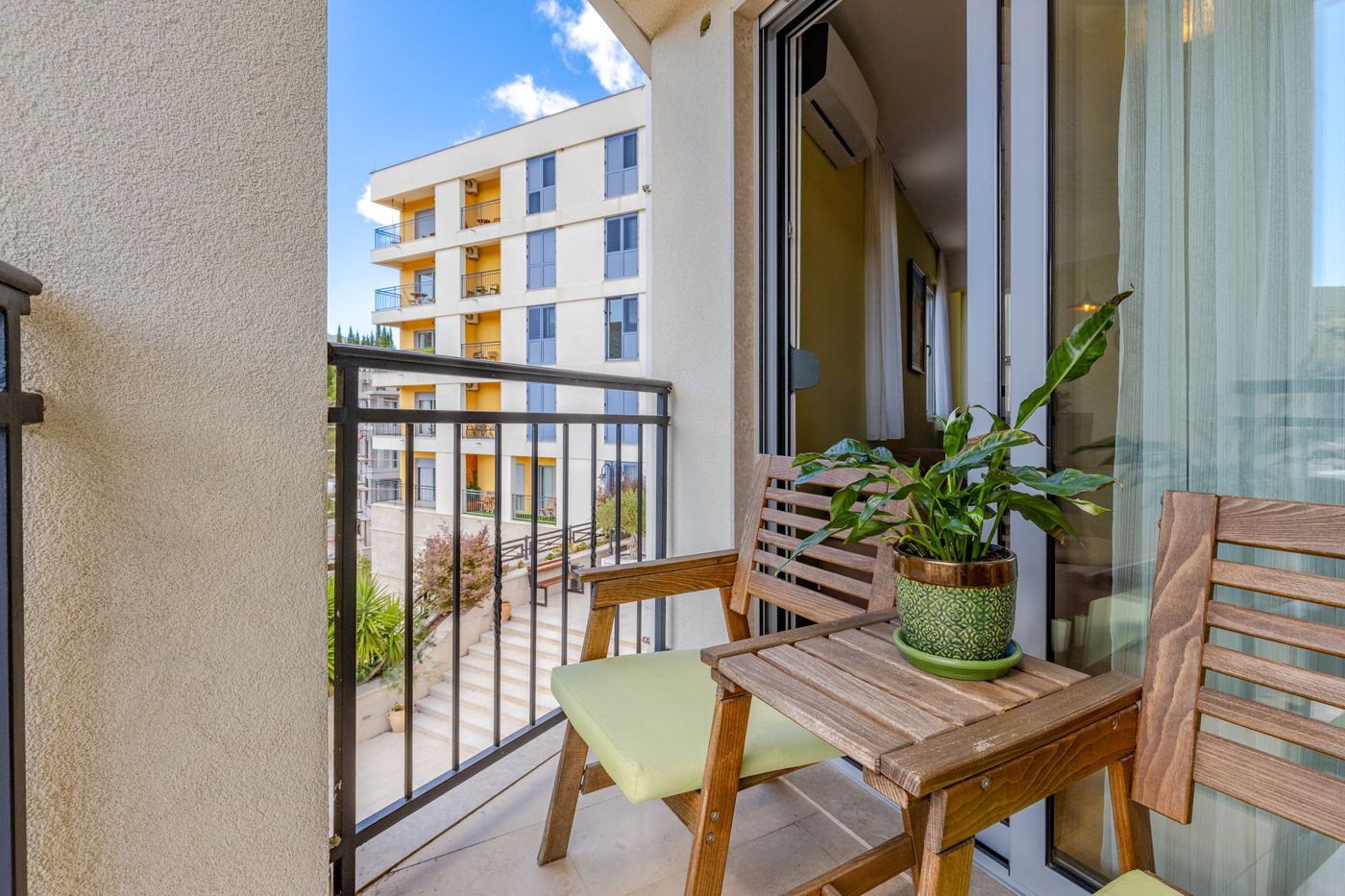 Apart-Hotel-MS-Katunjanin-Room-22