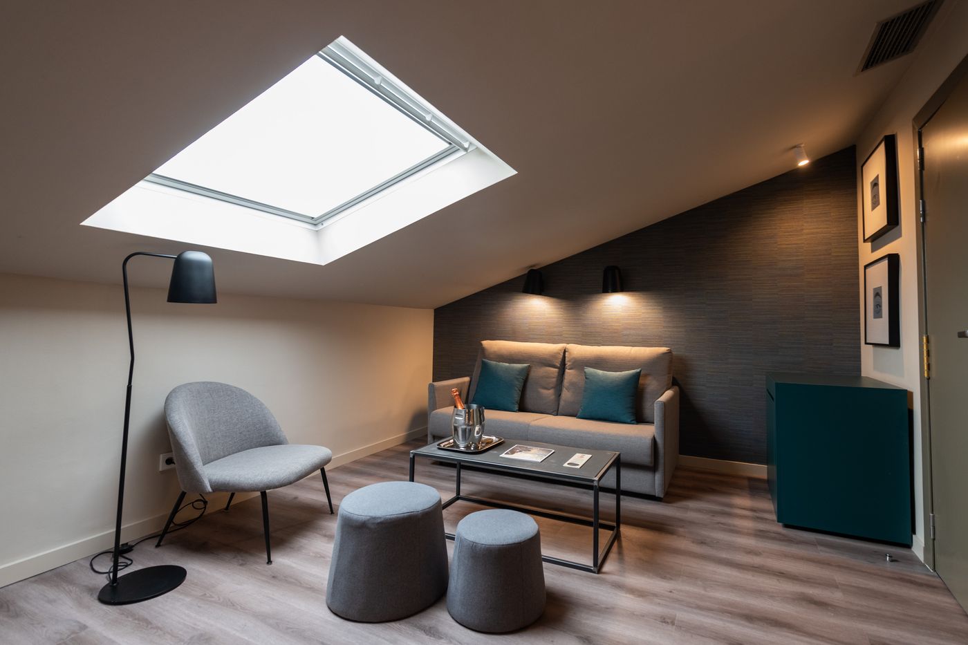 Atenea Rekord Suites-Spain-BARCELONA-Room-6