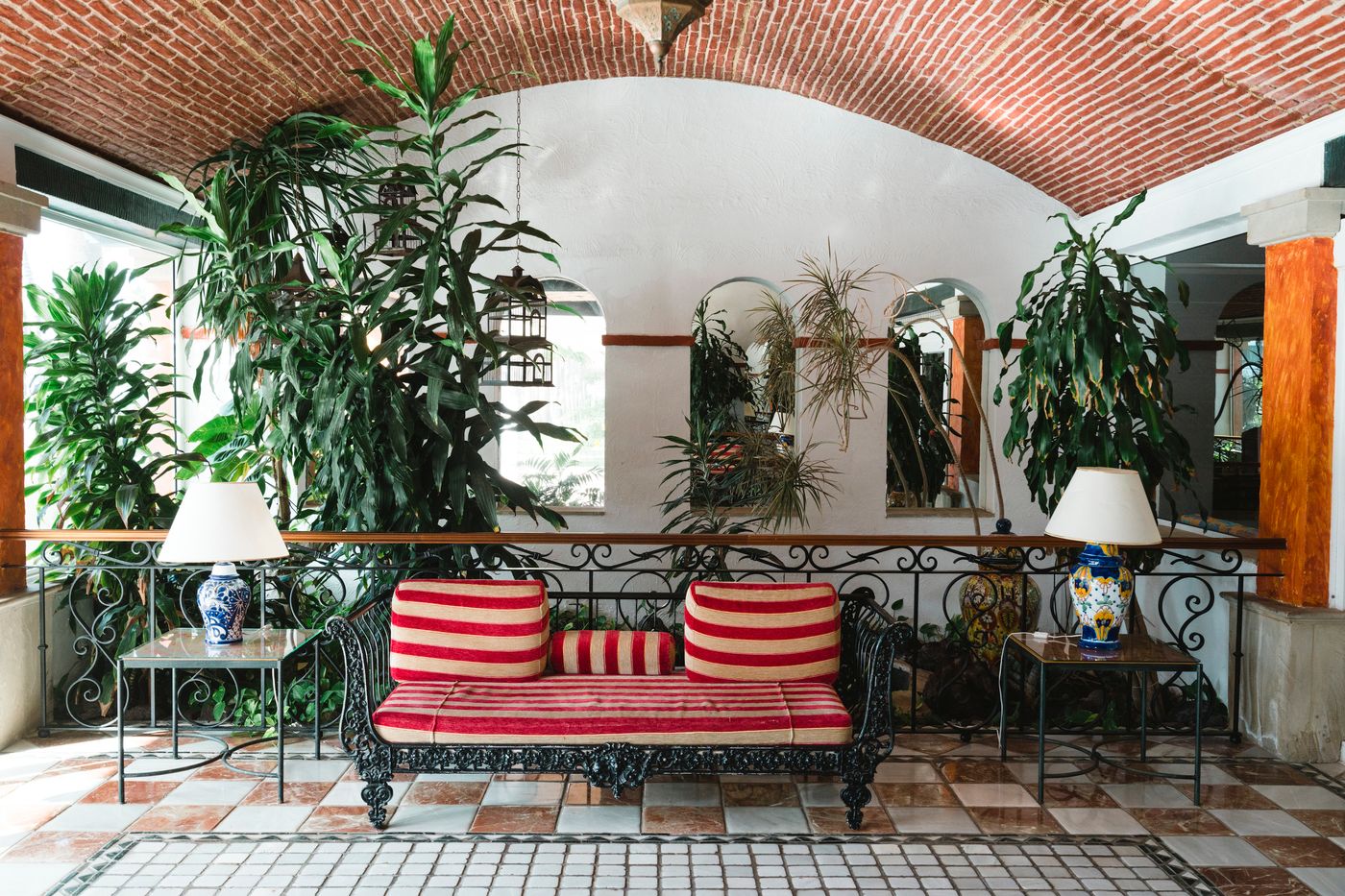 Park-Club-Europe-Lobby-40