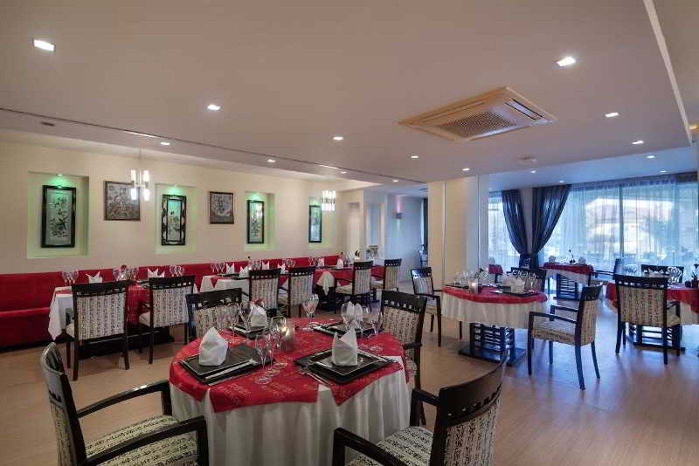 Bellis-Deluxe-Hotel-Restaurant-46