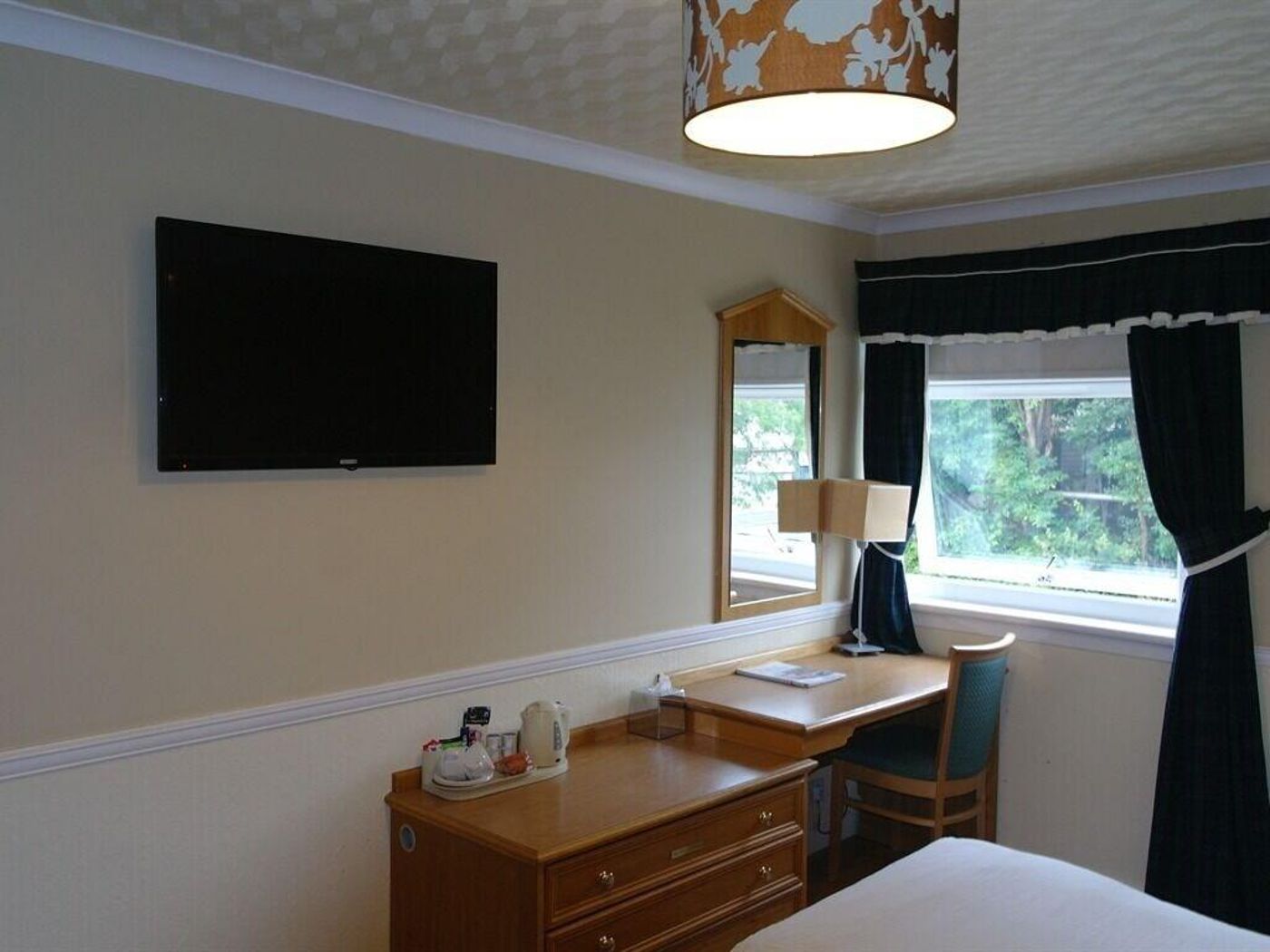 Gleniffer Hotel-United Kingdom-PAISLEY-Room-7