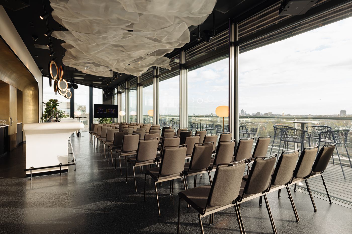 DoubleTree-by-Hilton-Amsterdam-Centraal-Station-Conferences-23