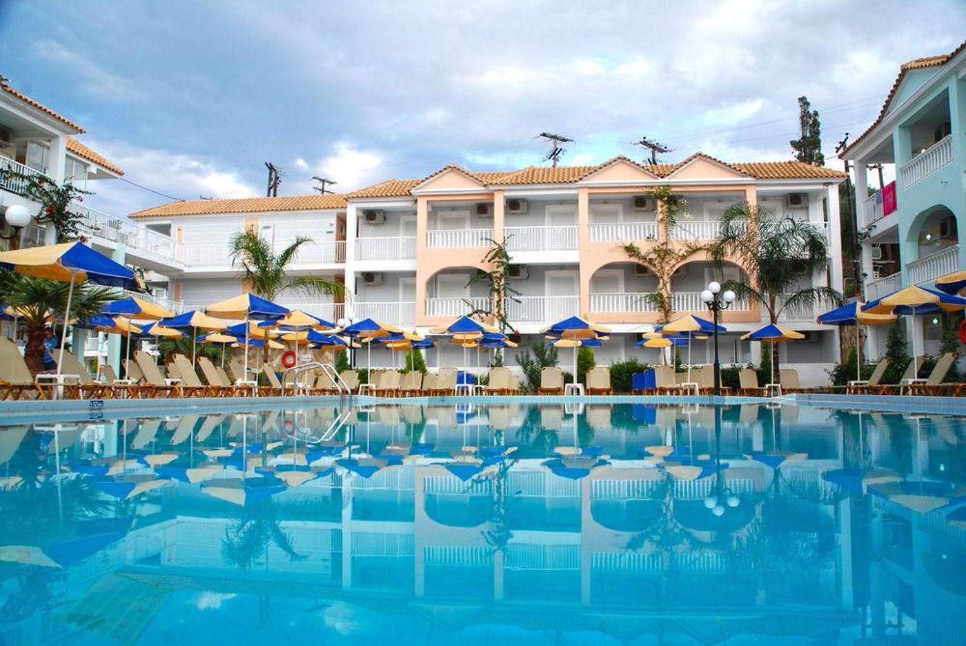 Tsilivi-Admiral-General-view-2