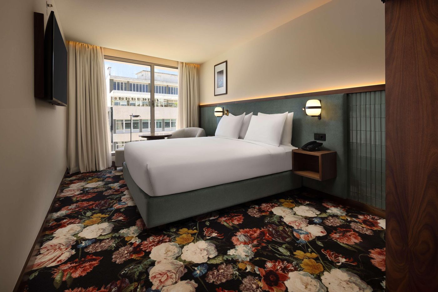 DUO-Hotel-Lisbon--Curio-Collection-By-Hilton-Room-19
