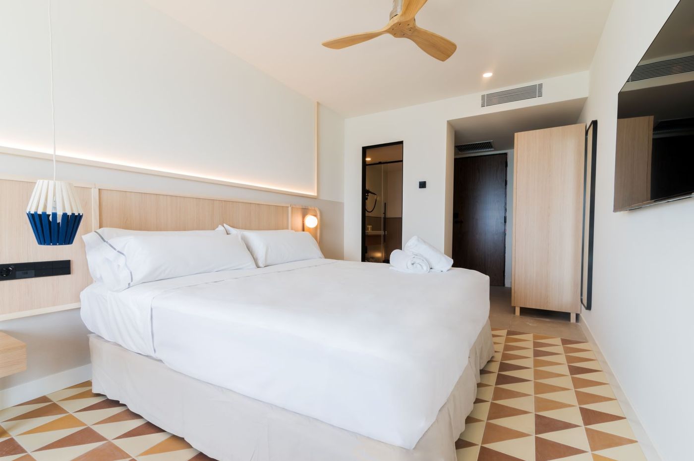 Kursaal-Calafell-Room-11