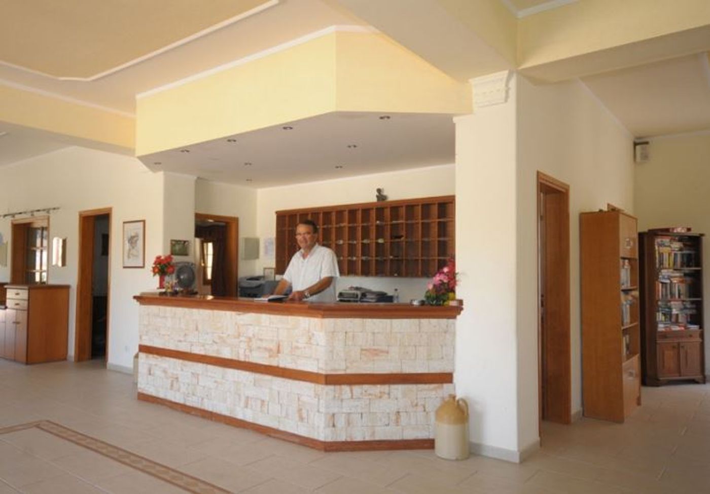Nostos Hotel