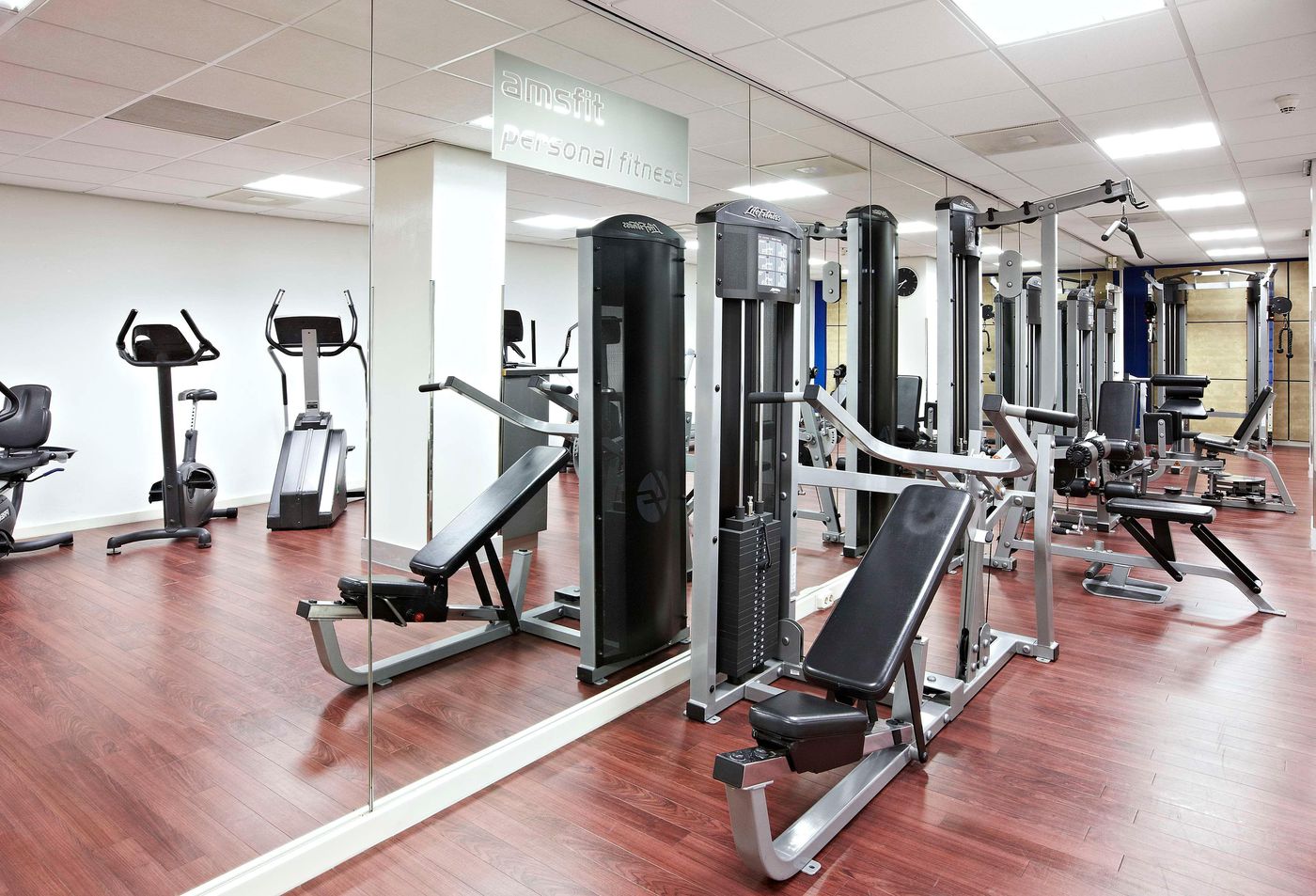 NH-Amsterdam-Centre-Sports-and-Entertainment-59