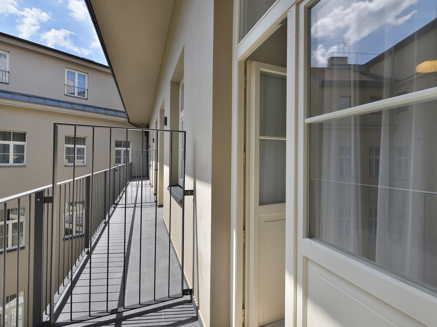 EA-Hotel-New-Town-Room-3