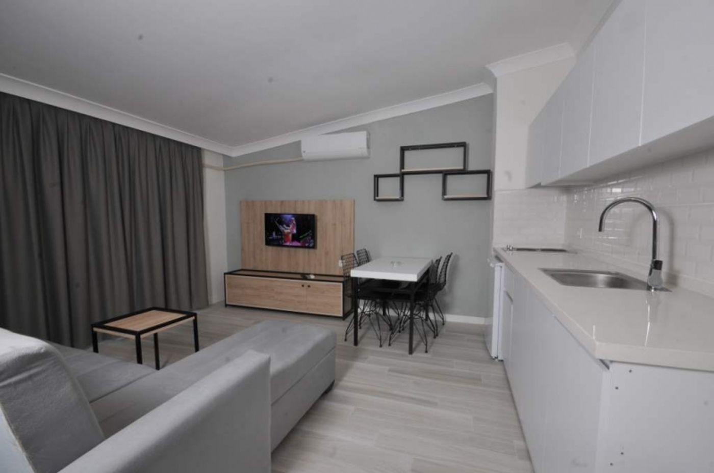 Club Sema Apartments