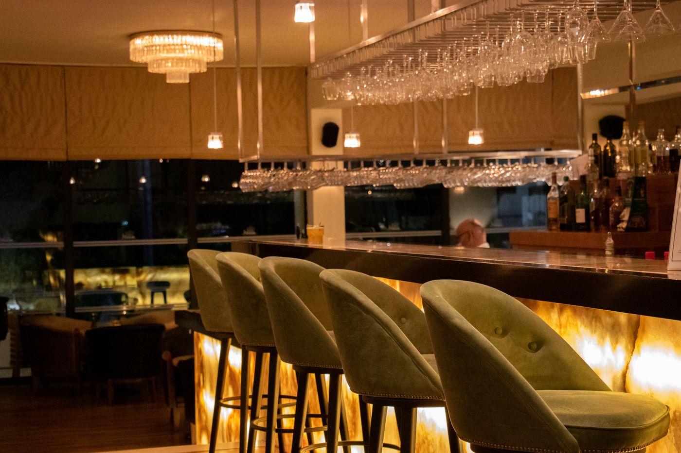 Grecian-Bay-Hotel-Bar-60