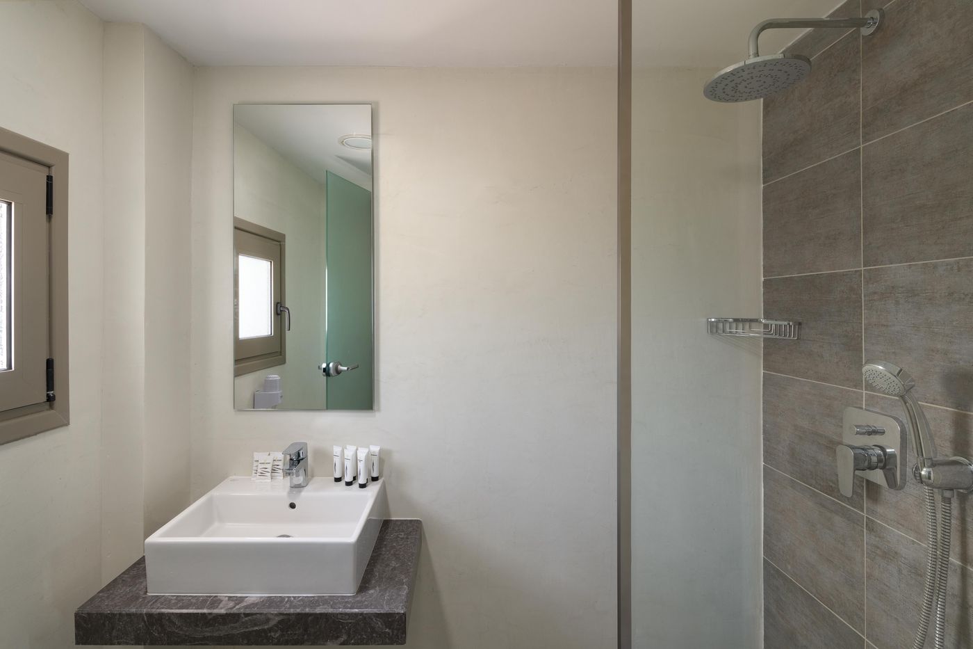 Virginia-Family-Resort-Room-39