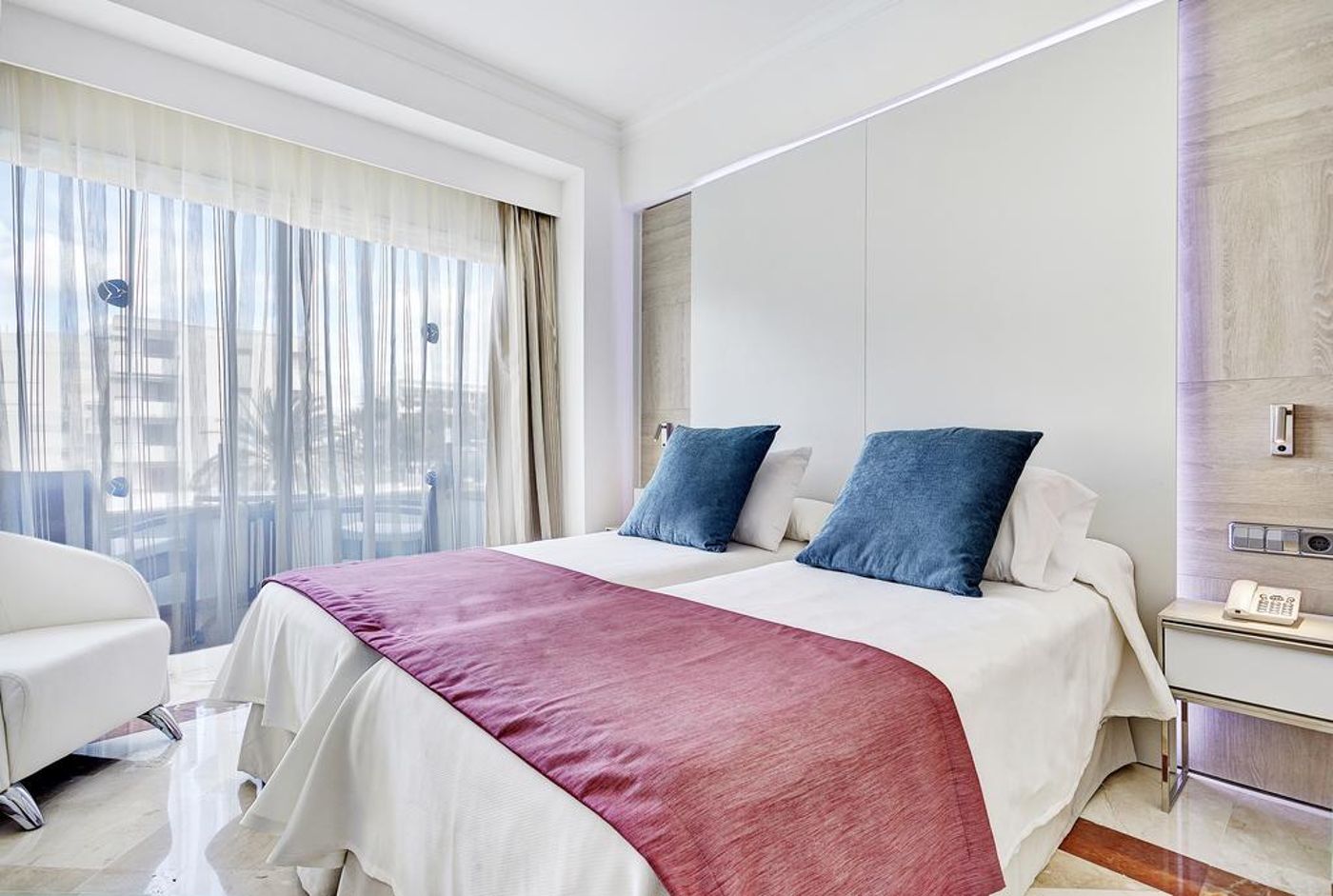 Grupotel Acapulco Playa - Adults Only