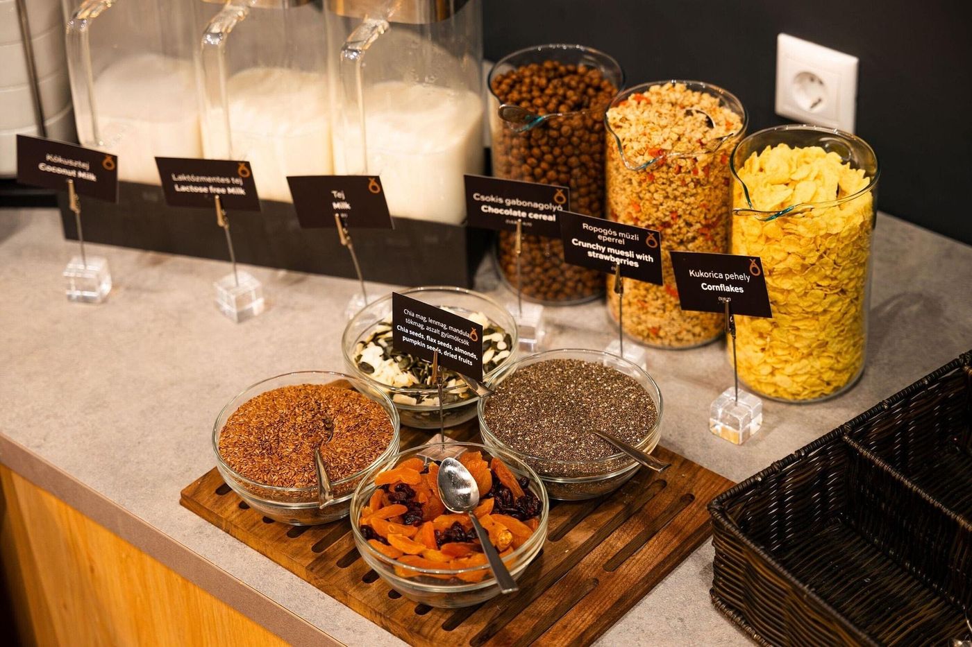 Onyx-Luxury-Hotel-Budapest-Restaurant-56