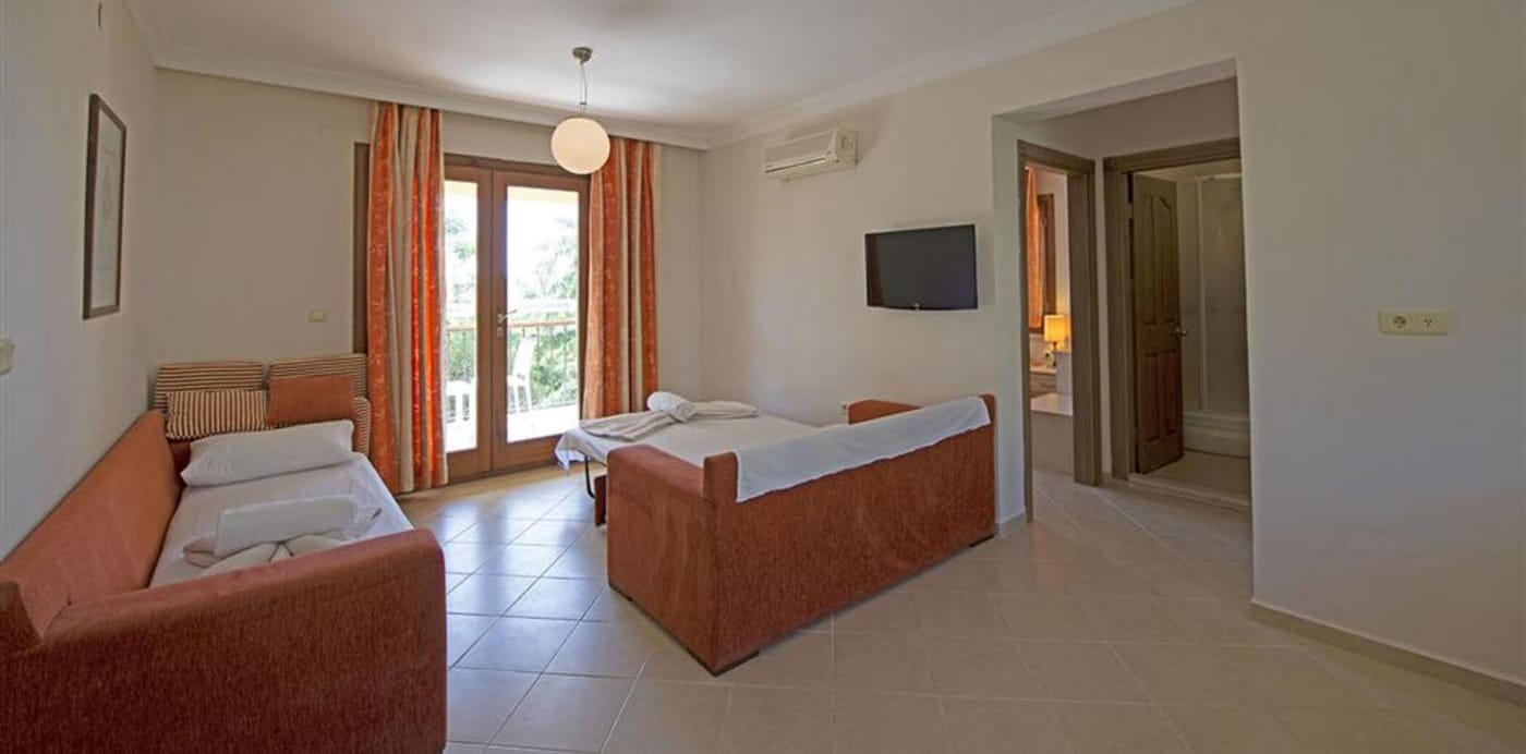 Perdikia-Hill-Family-Resort-Room-33