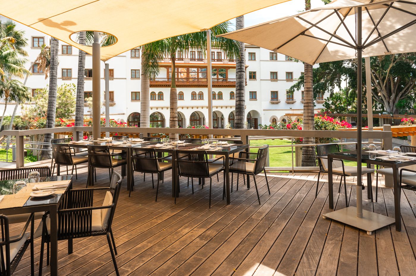 IBEROSTAR-Grand-Hotel-Mencey-Restaurant-11