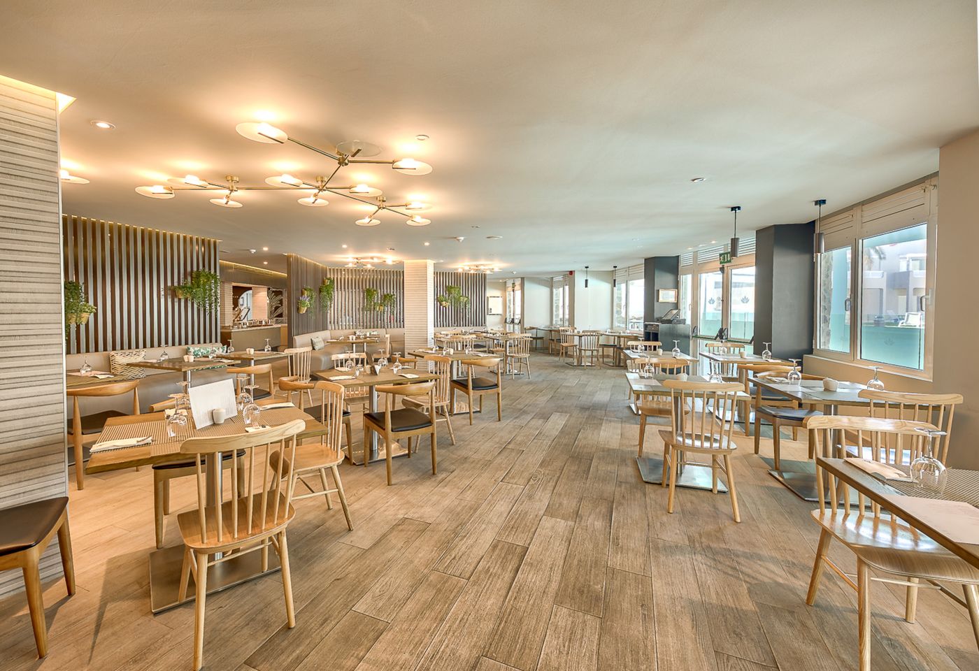 Hotel-LIVVO-Koala-Garden-Restaurant-47