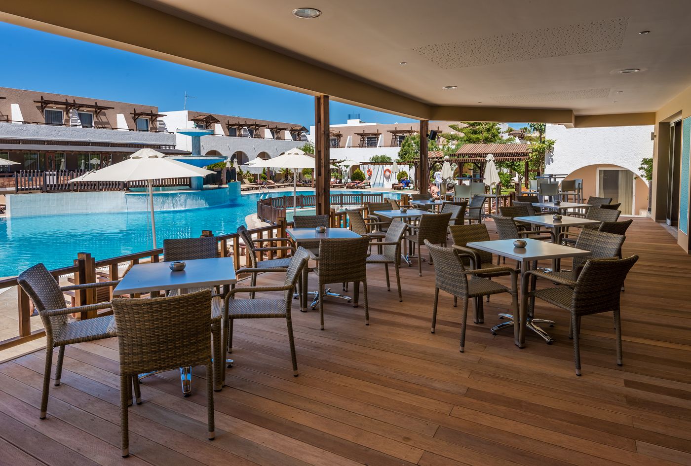 Gaia-Village-Restaurant-20