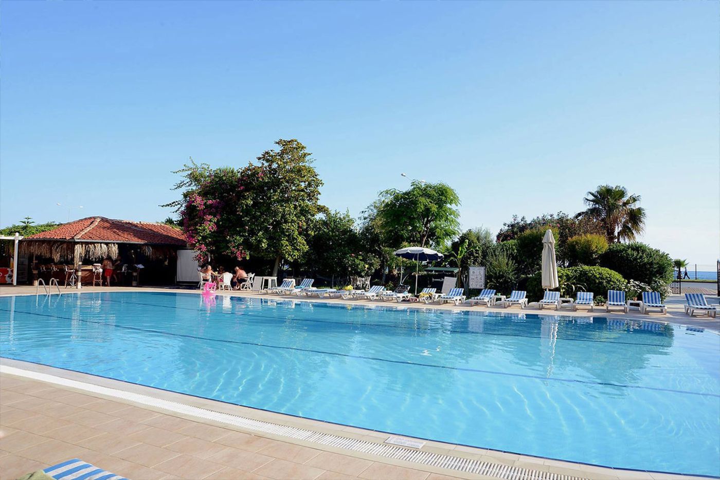 Sevki-Bey-Hotel-Pool-5