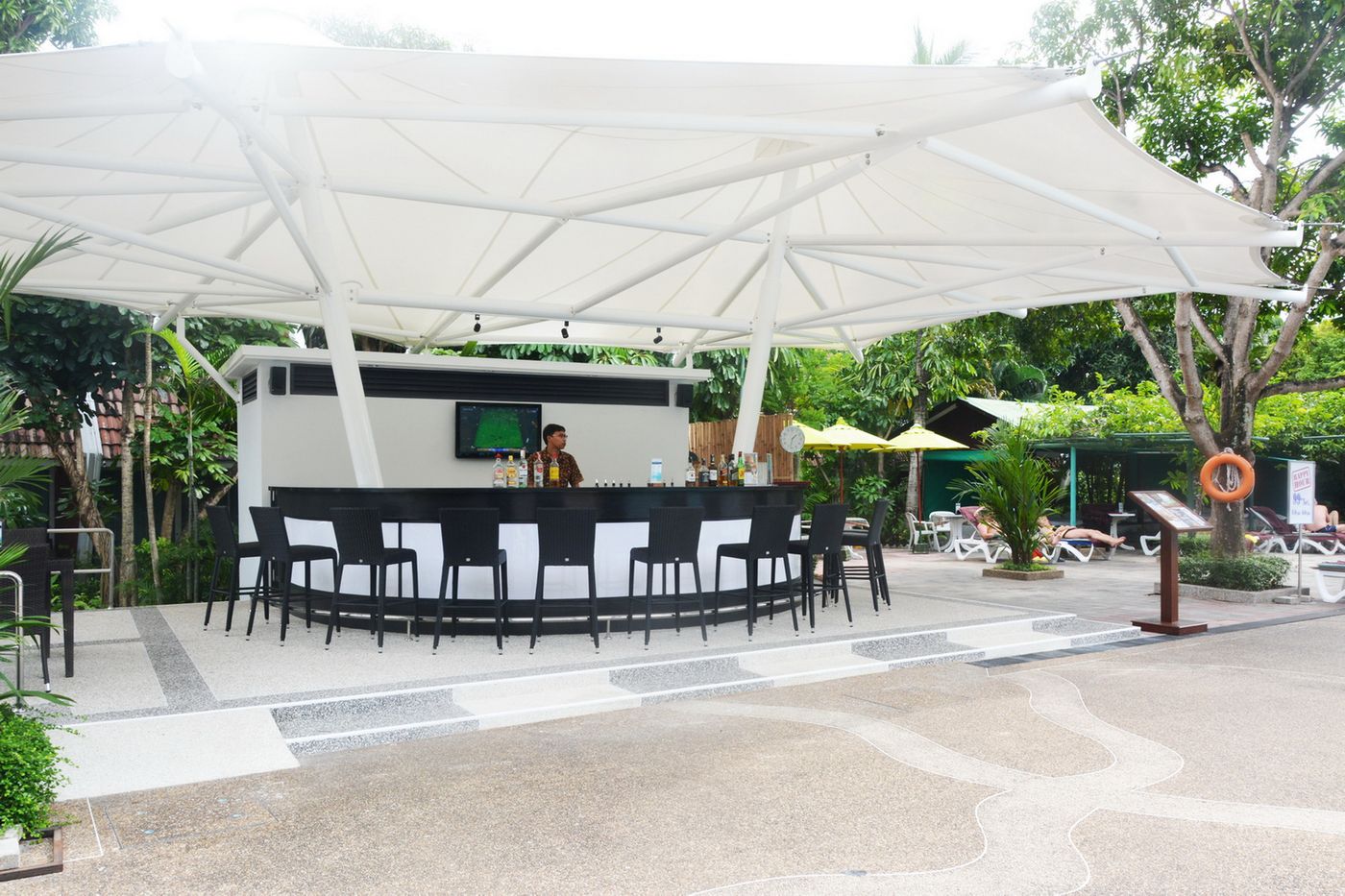 Patong-Resort--SHA-Extra-Plus--Bar-15