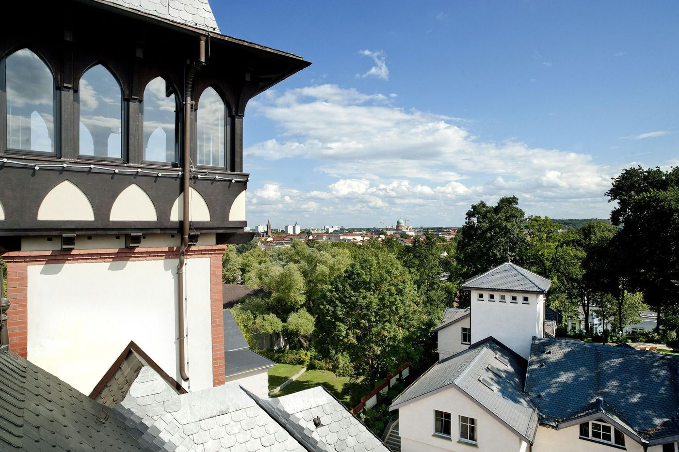 Hotel-Villa-Monte-Vino-General-view-2