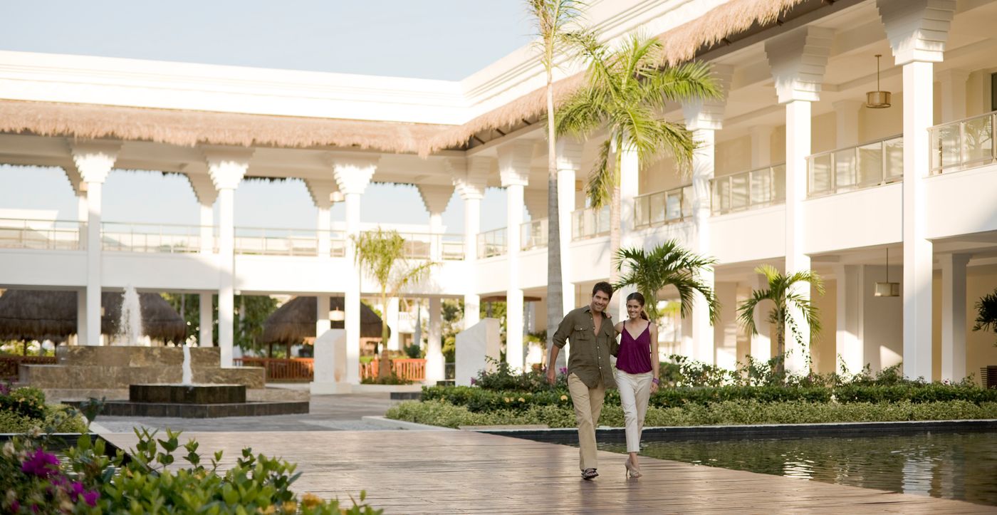 Grand-Riviera-Princess-Terrace-19