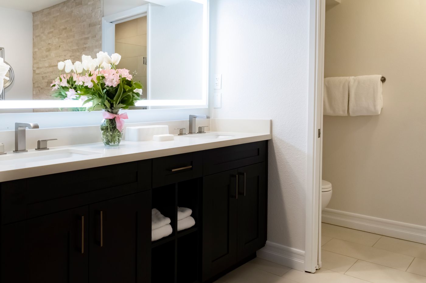 Westgate-Flamingo-Bay-Resort-Room-31