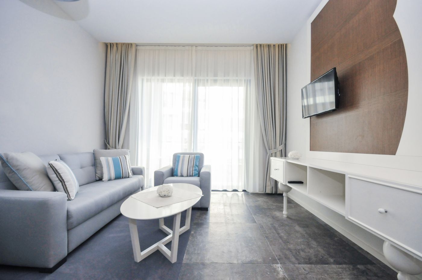 Bracera-Hotel-Room-9