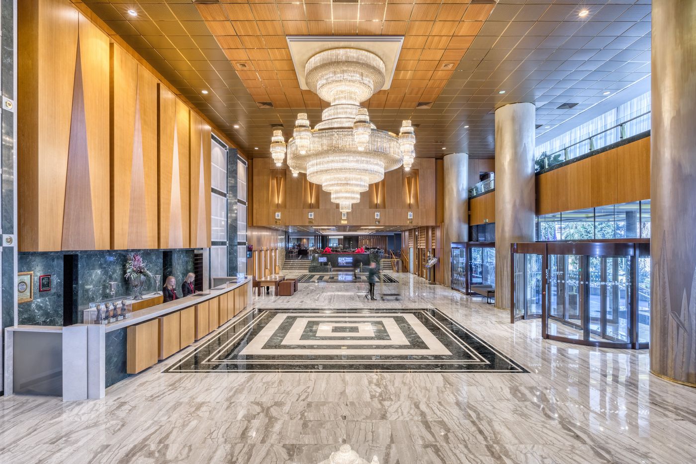 Divani-Caravel-Lobby-5