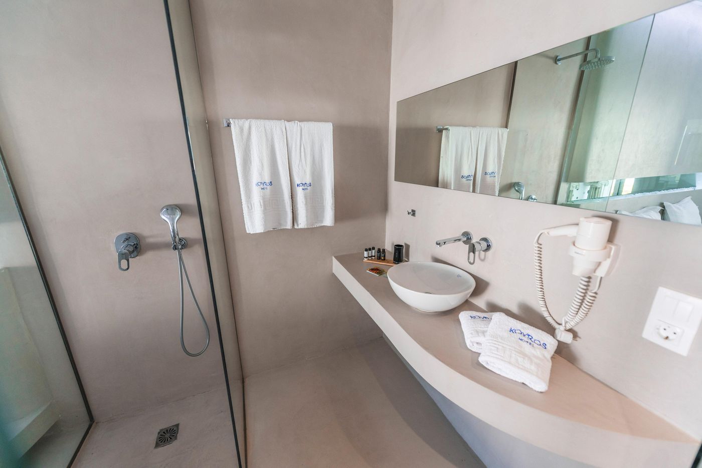 Kouros-Exclusive-Room-52