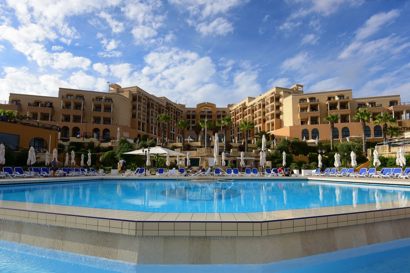 Corinthia-Hotel-St-George-s-Bay-Pool-2