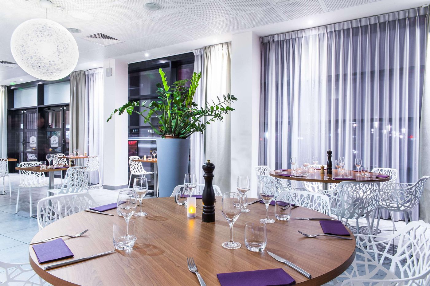 Best-Western-Plus-Paris-Velizy-Restaurant-6