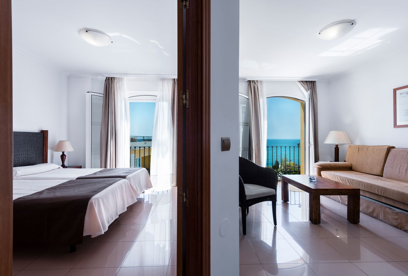 Toboso-Apartments-Room-9