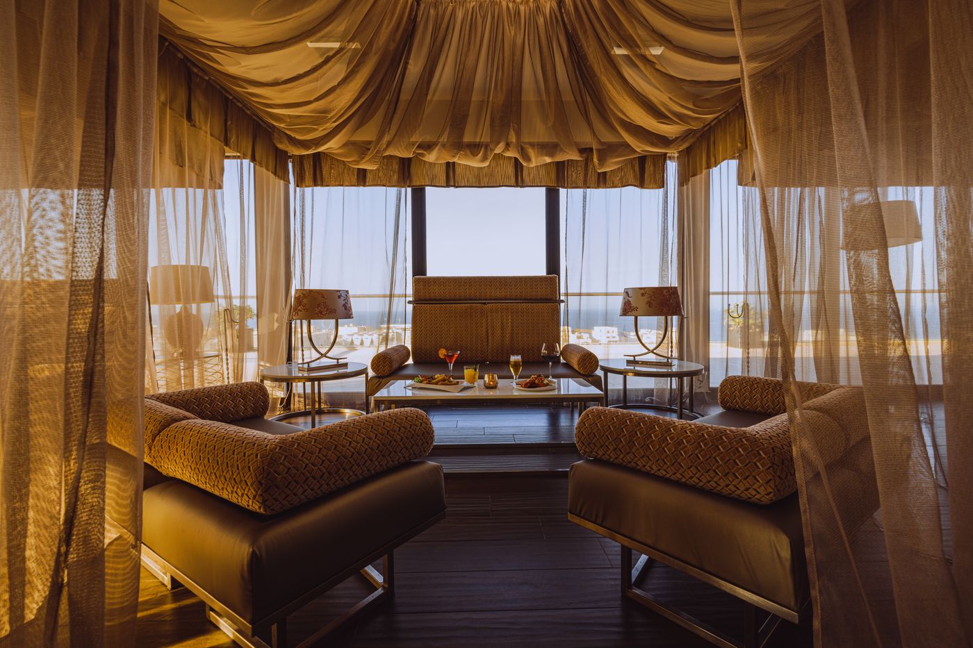 9 AX The Palace - Dining - Temptasian 1.jpg