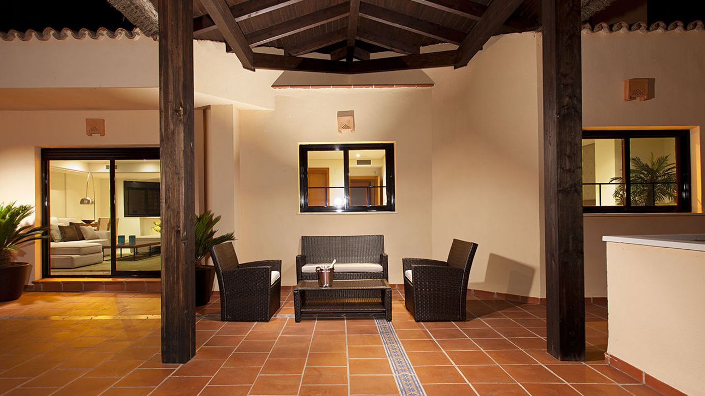 Mimosas-Banus-Room-25