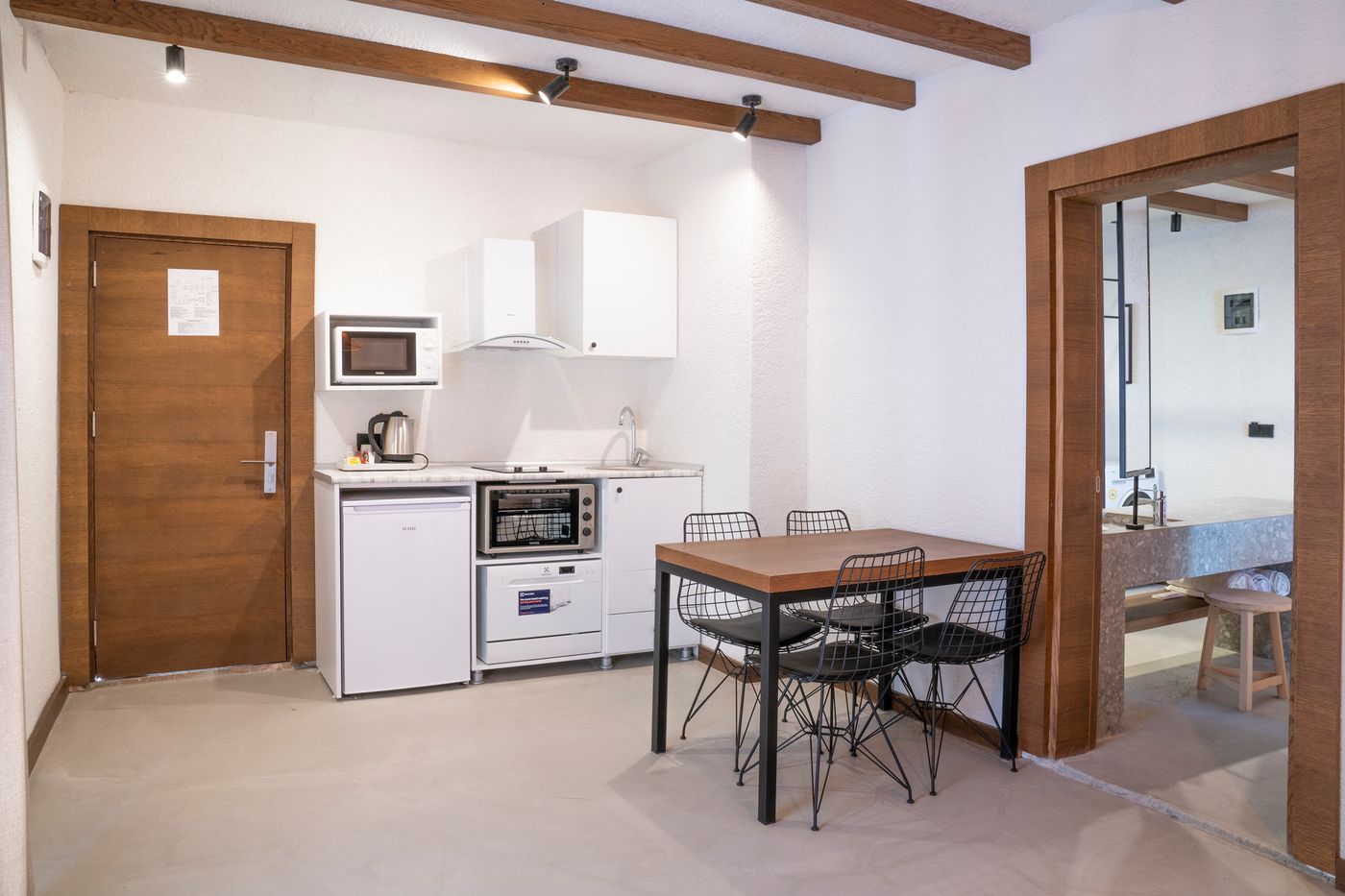 Very Chic Hotel - Adults Only (16+)