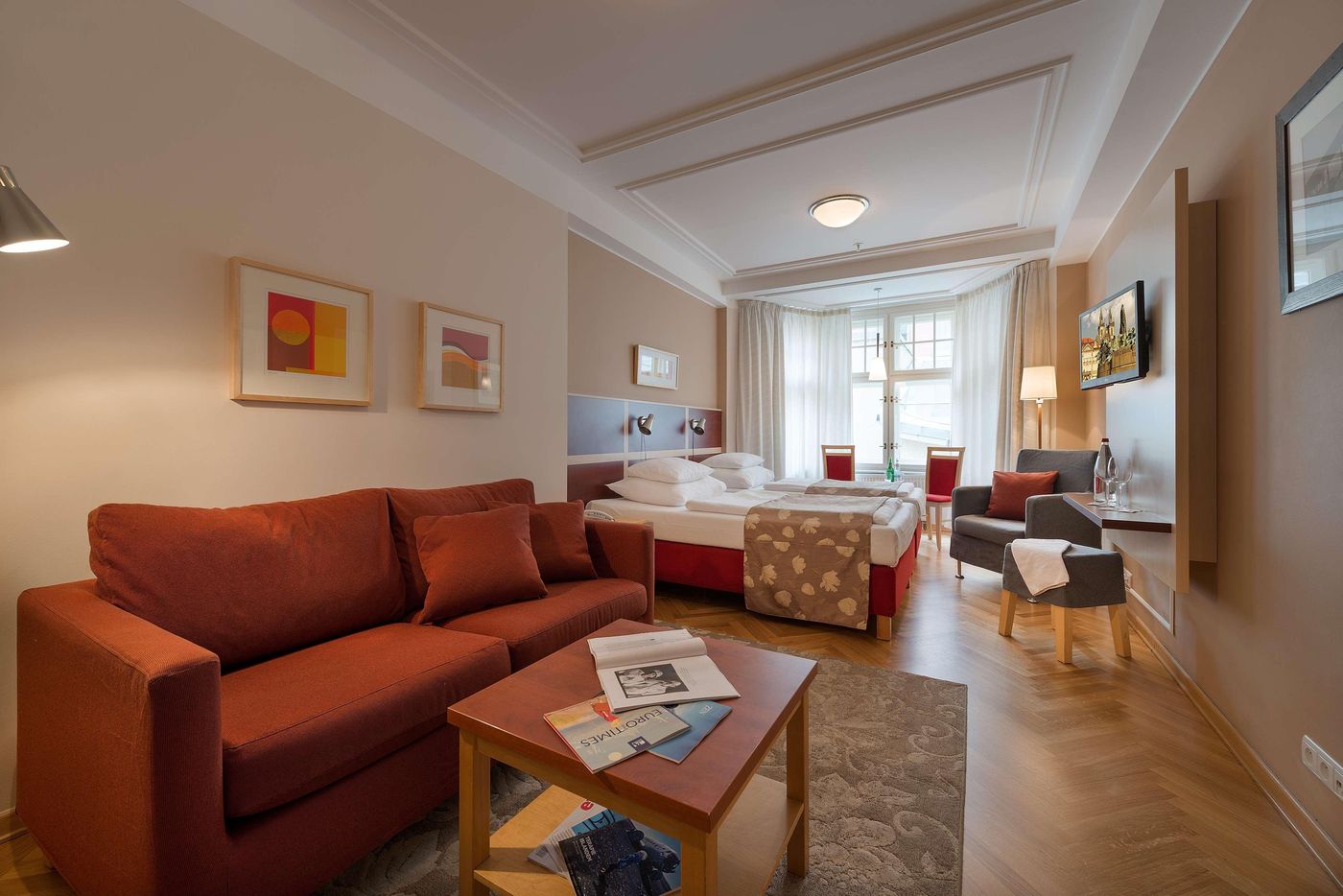 EA-Hotel-Julis-Room-20