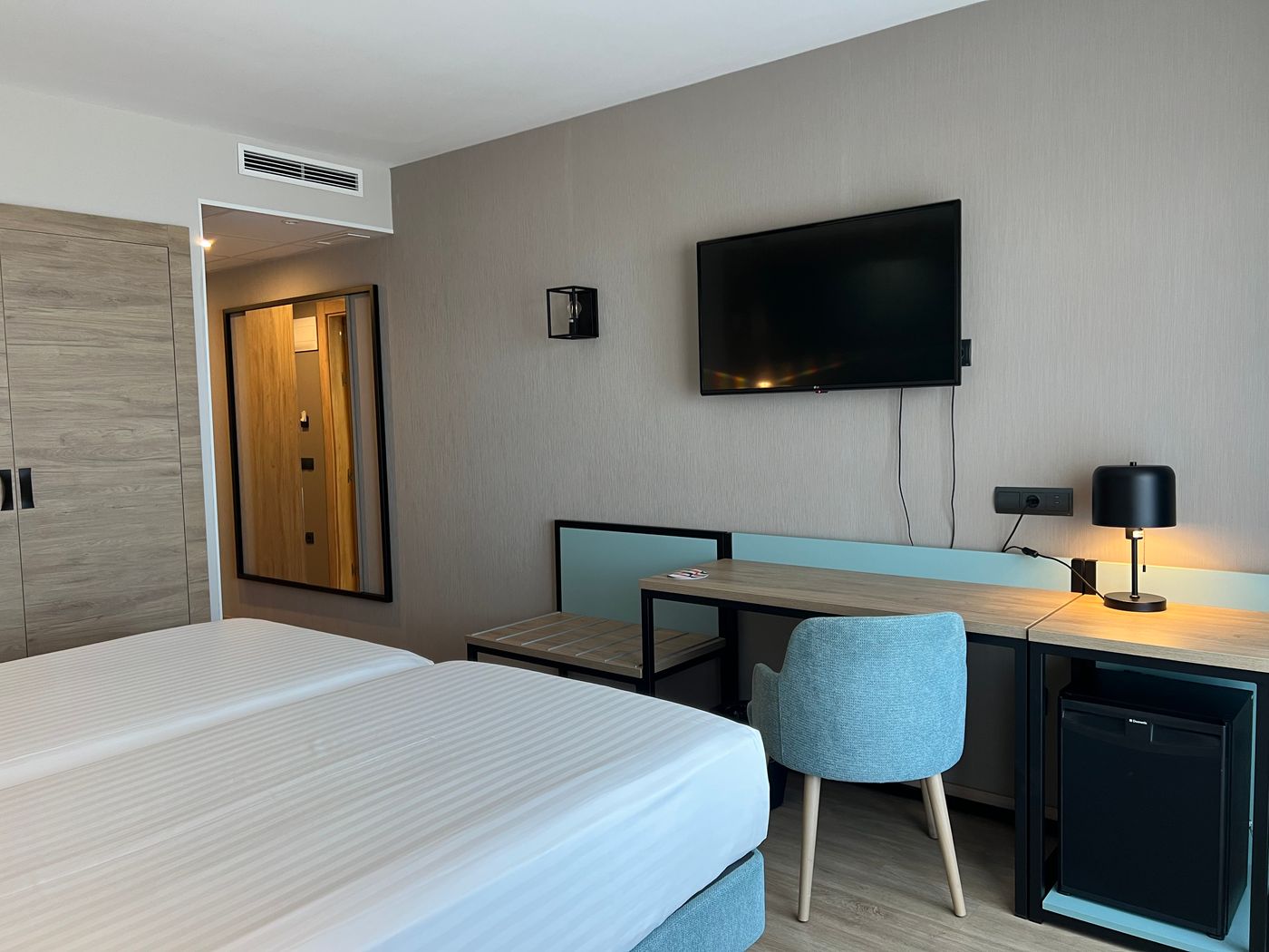 Maya-Alicante-Room-24