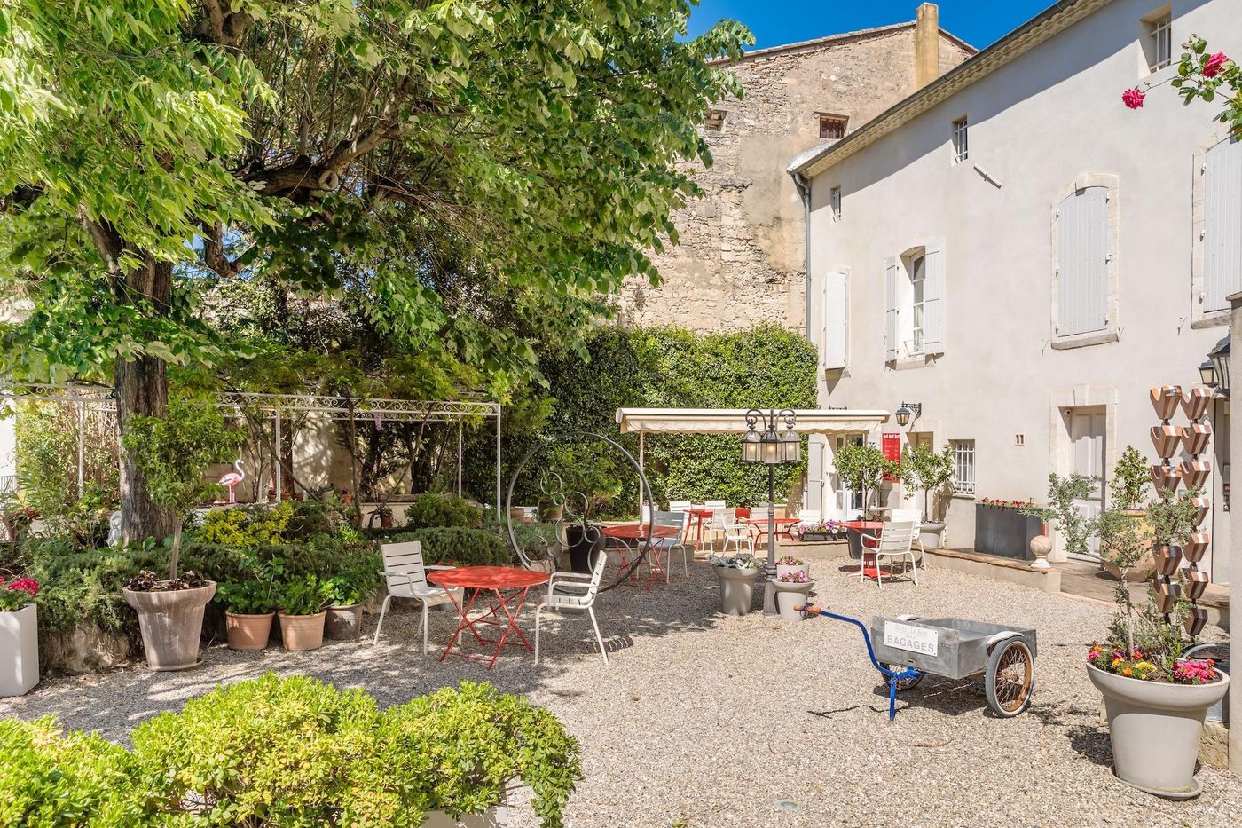 Hôtel La Suite-France-VILLENEUVE-LES-AVIGNON-General view-5