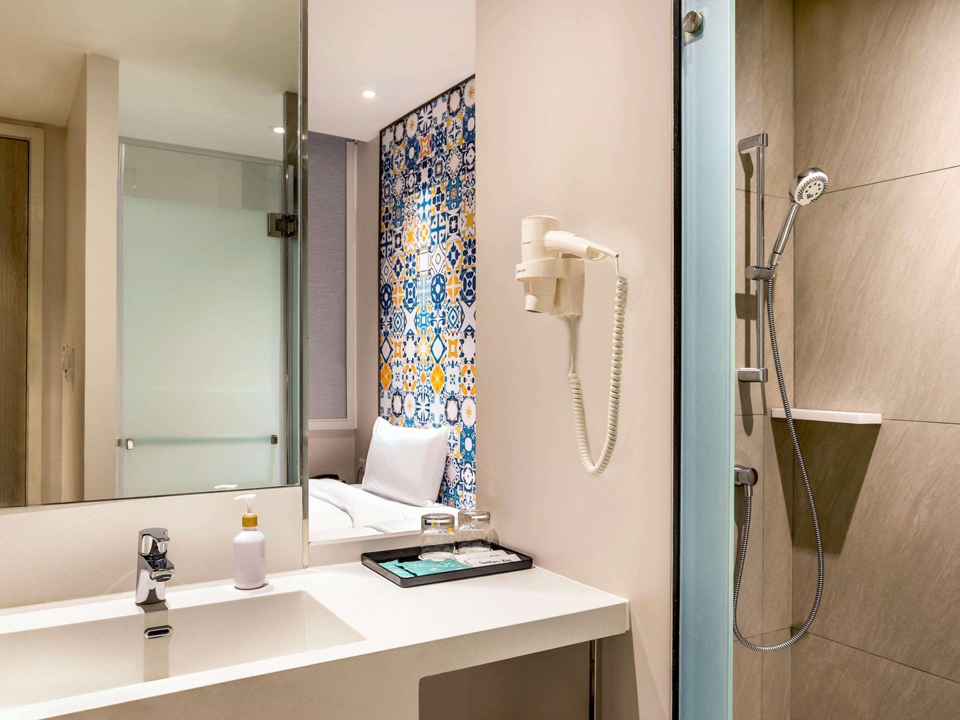 ibis-Styles-Phuket-City-Room-20